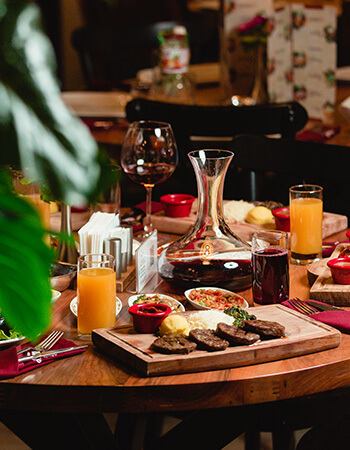 Flavour so good you'll try to eat with your eyes.